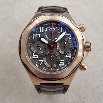 Girard Perregaux Laureato EVO3 44mm