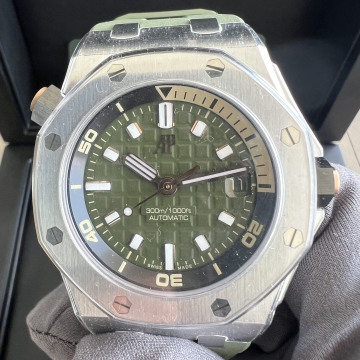 Audemars Piguet Royal Oak Offshore Diver 42mm